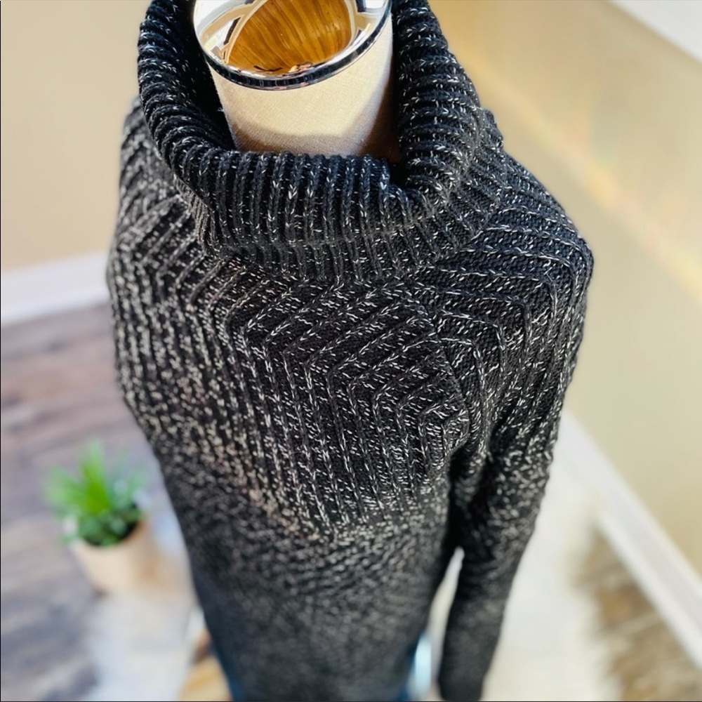 Roots cable knit turtleneck sweater - tunic length
